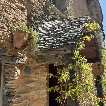 Апартаменты Le Refuge De La Tour Entre Et Ciel