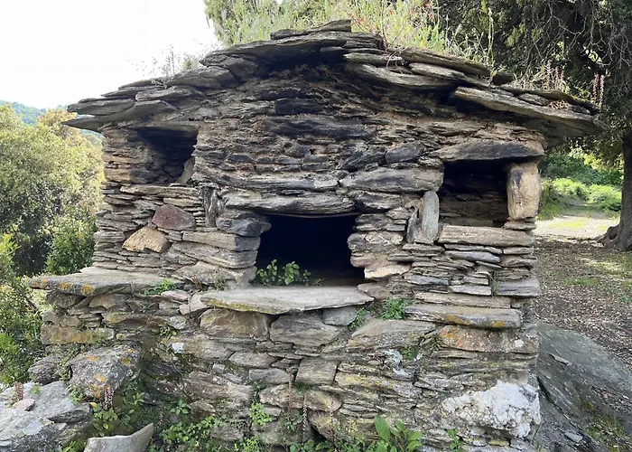 Апартаменты Le Refuge De La Tour Entre Et Ciel