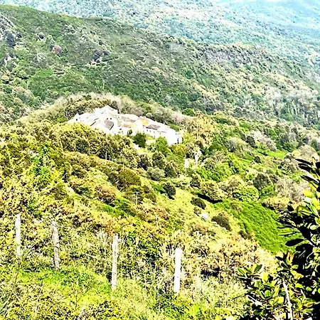 Apartamento Le Refuge De La Tour Entre Et Ciel