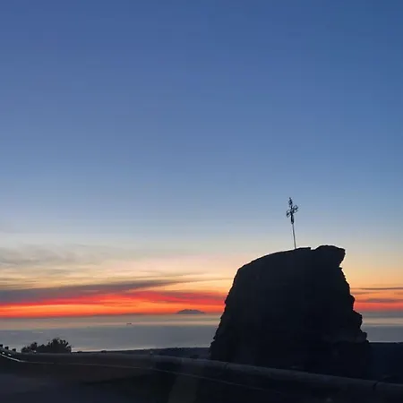 Le Refuge De La Tour Entre Et Ciel *
