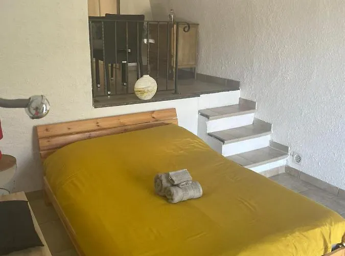 דירה Le Refuge De La Tour Entre Et Ciel Porri