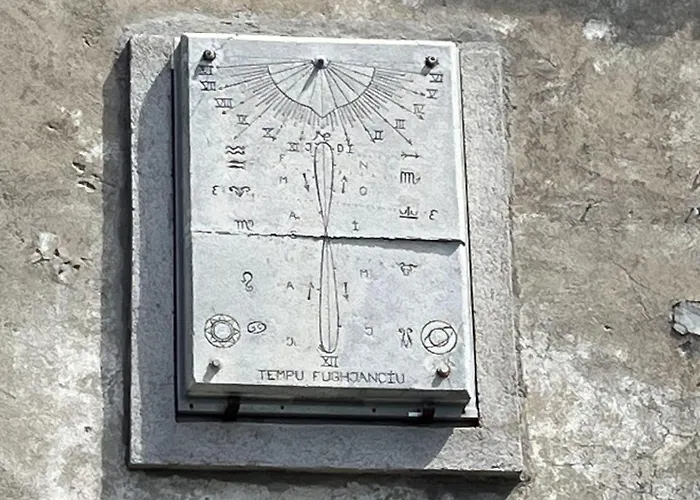 Le Refuge De La Tour Entre Et Ciel דירה