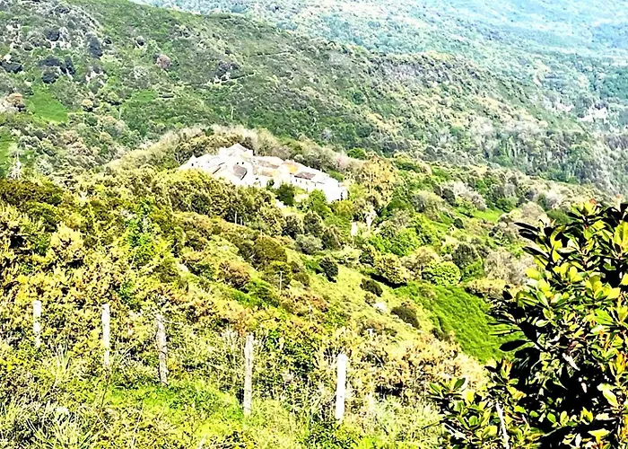 דירה Le Refuge De La Tour Entre Et Ciel