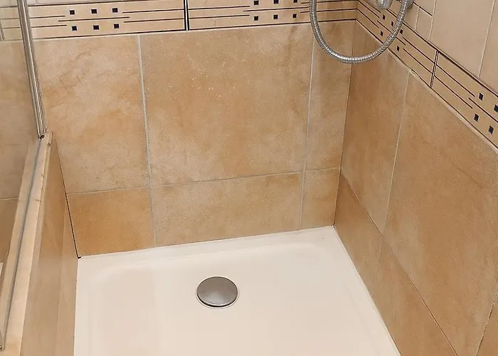 Le Refuge De La Tour Entre Et Ciel דירה