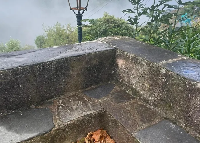 Le Refuge De La Tour Entre Et Ciel דירה Porri